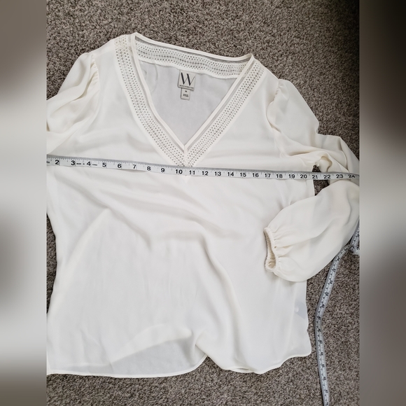 Blouse - Picture 2 of 5